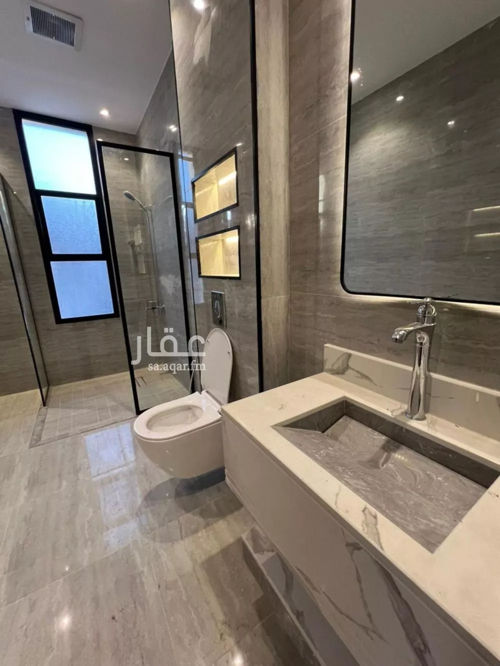7 bedroom villa in Al Rimal 22