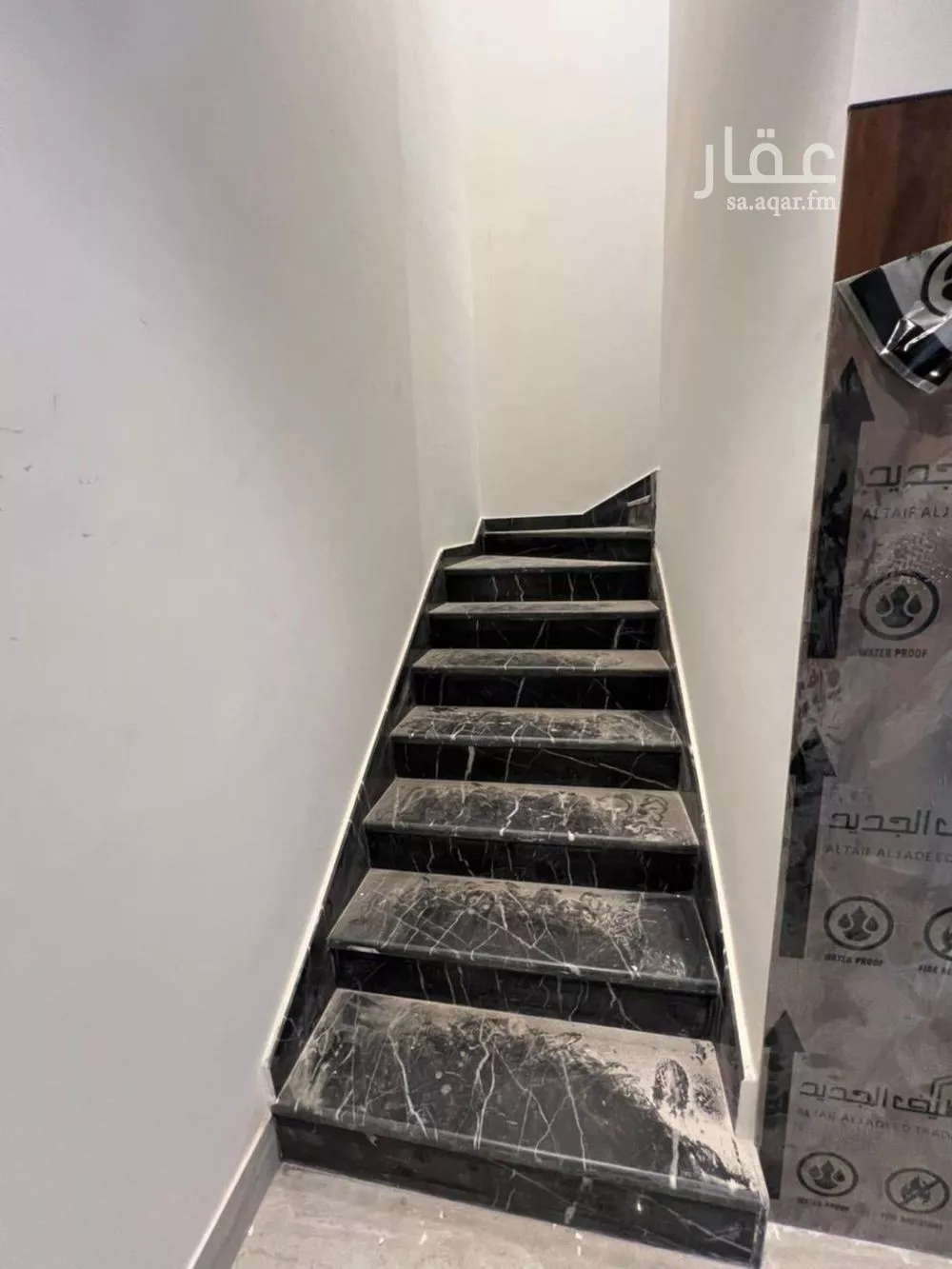 7 bedroom villa in Al Rimal 6