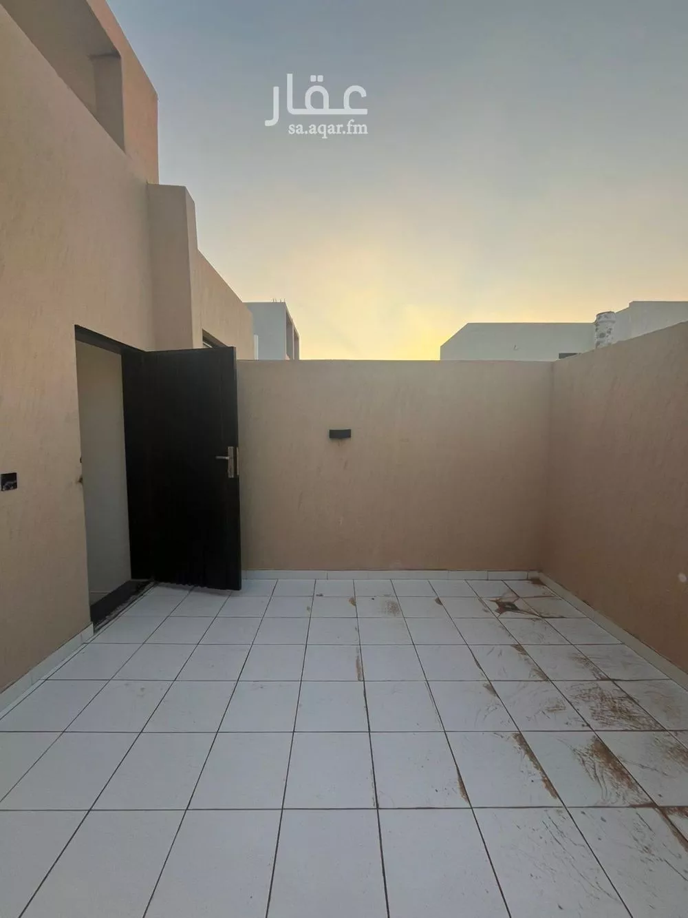 فيلا 4 غرف في الجنادرية 26
