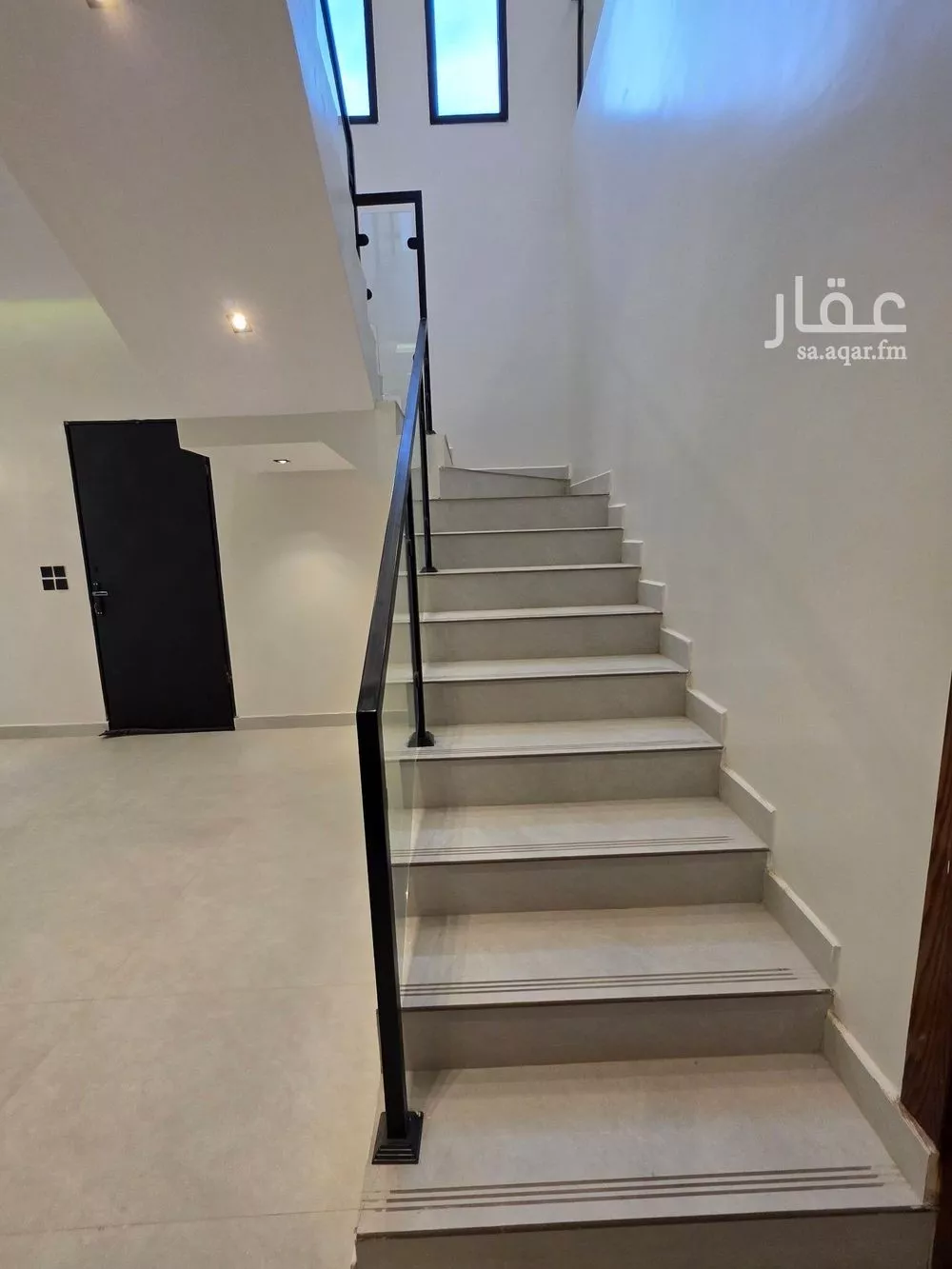 فيلا 6 غرف في الرمال 13