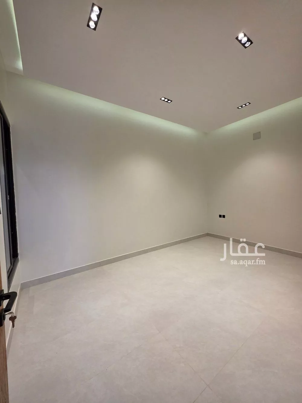 فيلا 6 غرف في الرمال 8