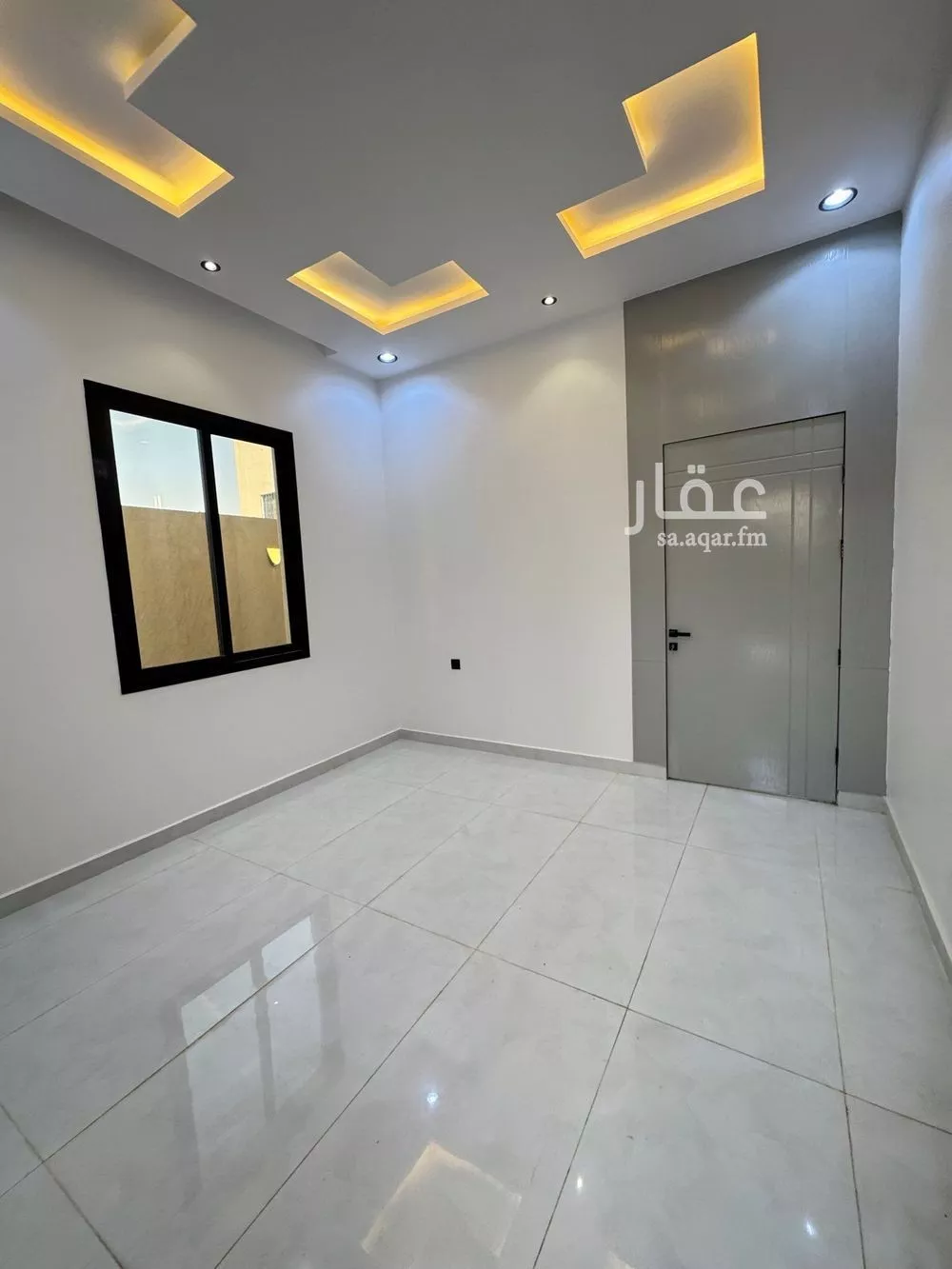 فيلا 6 غرف في الجنادرية 9