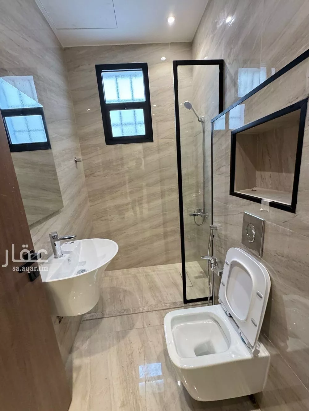 فيلا 5 غرف في الرمال 25