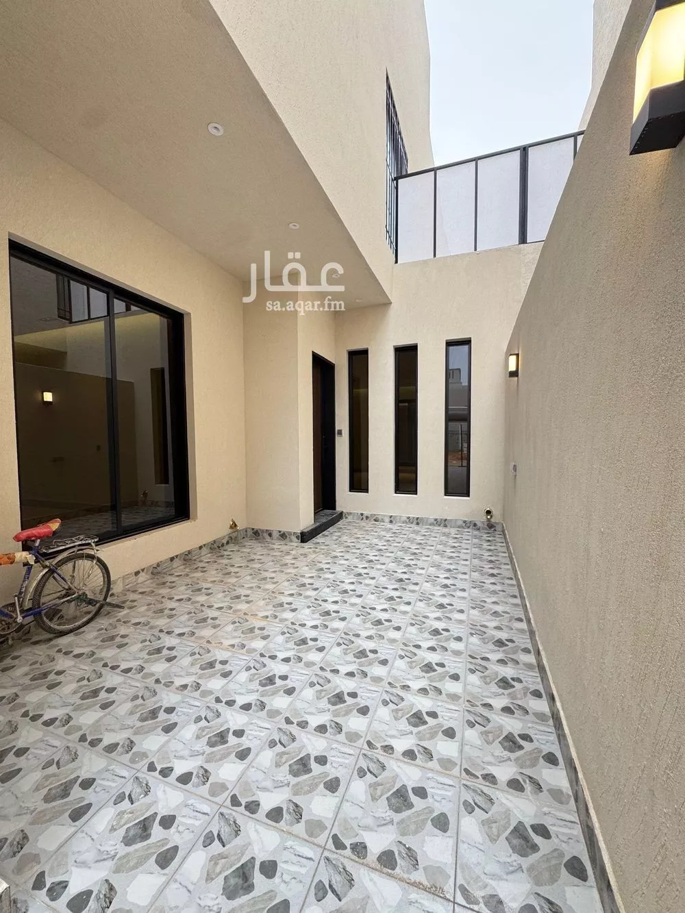 فيلا 5 غرف في الرمال 6