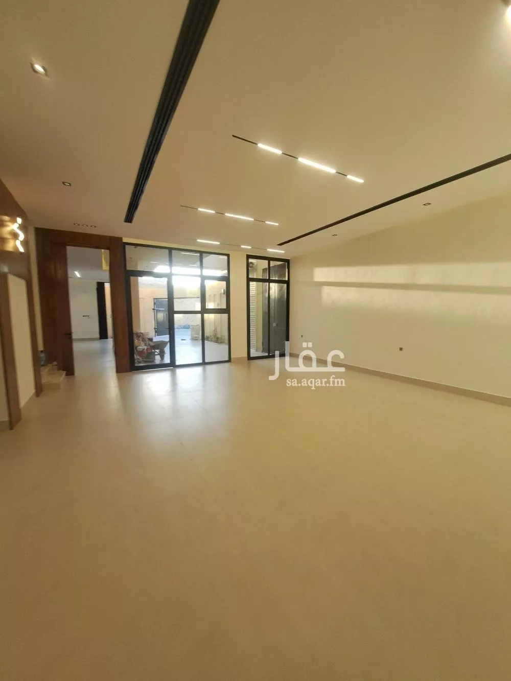 5 bedroom villa in Al Narjis 8