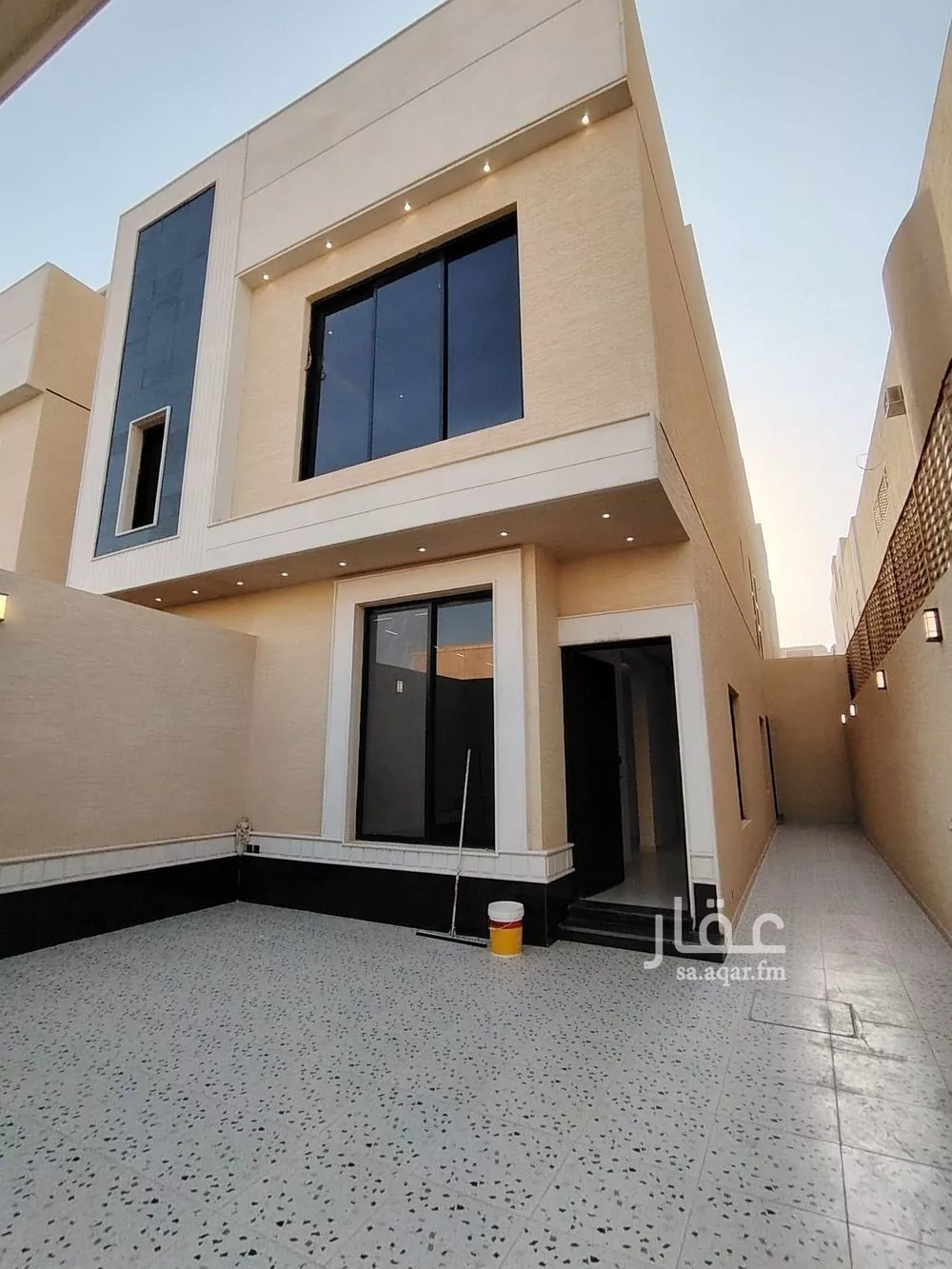 6 bedroom villa in Dhahrat Namar 13