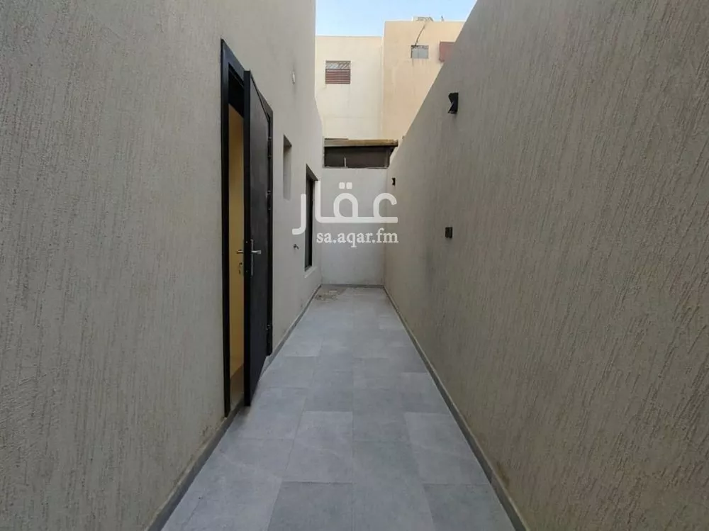 فيلا 6 غرف في العريجاء الغربية 5