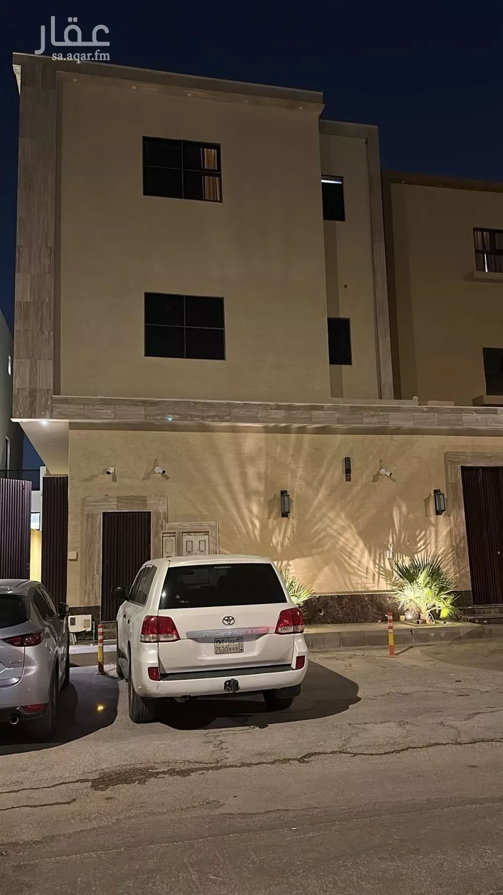 4 bedroom apartment in King Faisal 9