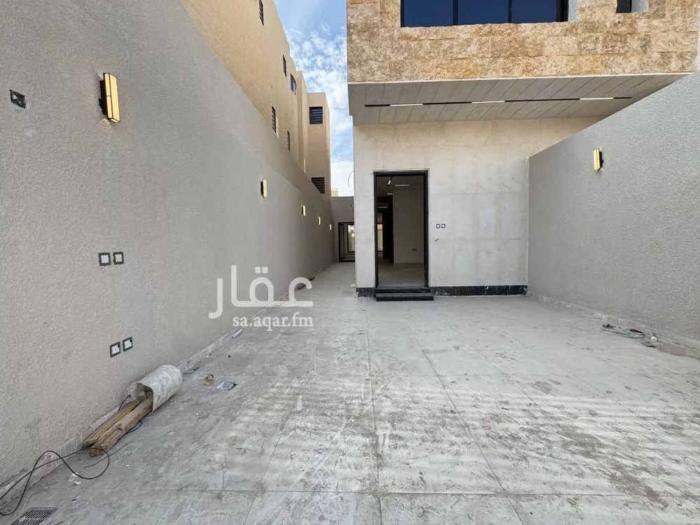 5 bedroom villa in Al Nahda 6