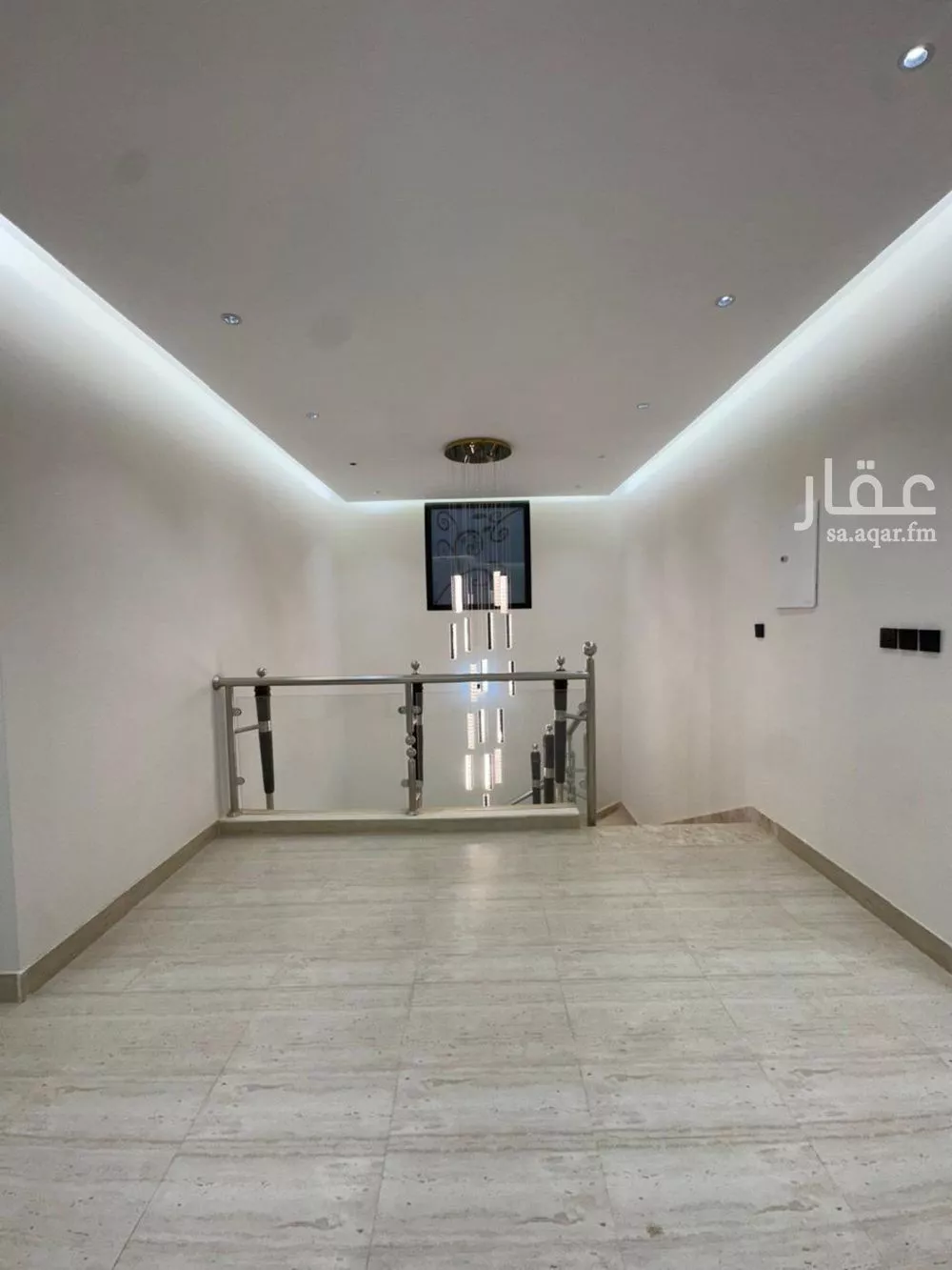 5 bedroom villa in Al Yarmouk 27