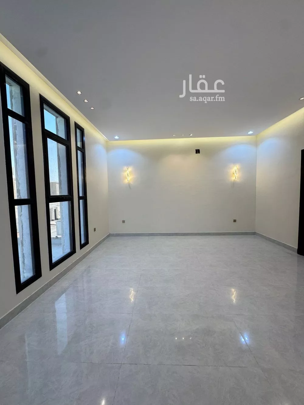 6 bedroom villa in Al Janadriyah 13