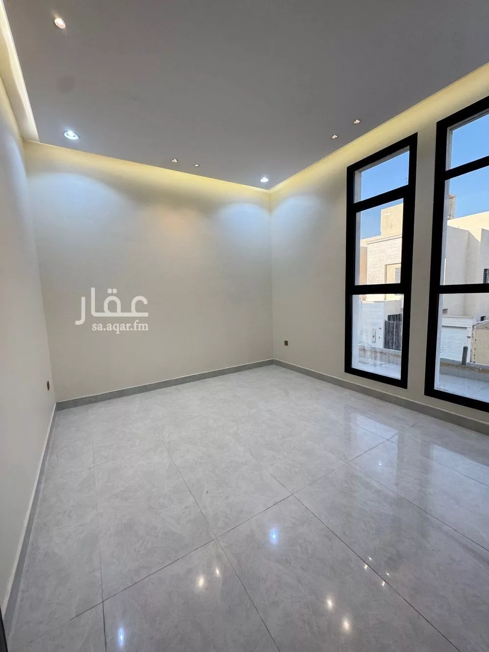 6 bedroom villa in Al Janadriyah 20