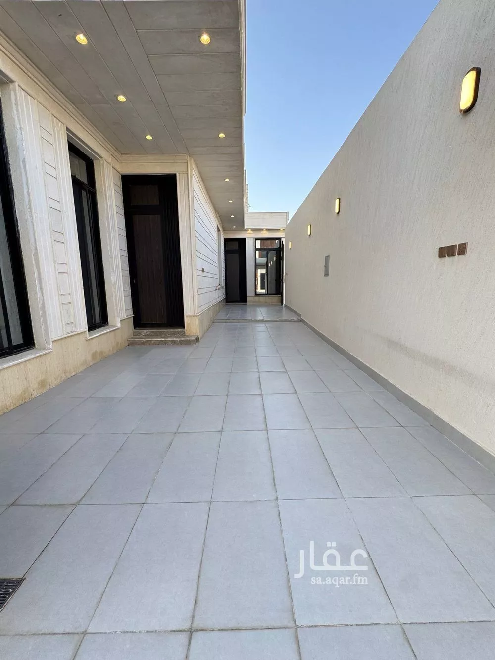 6 bedroom villa in Al Janadriyah 3