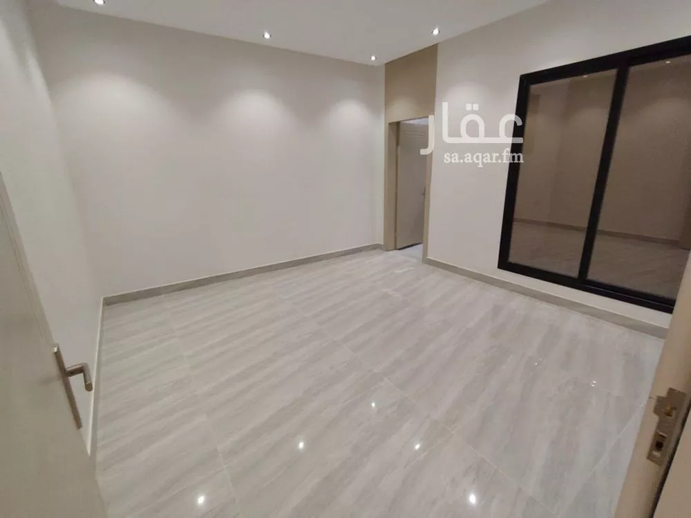 5 bedroom villa in Taibah 11