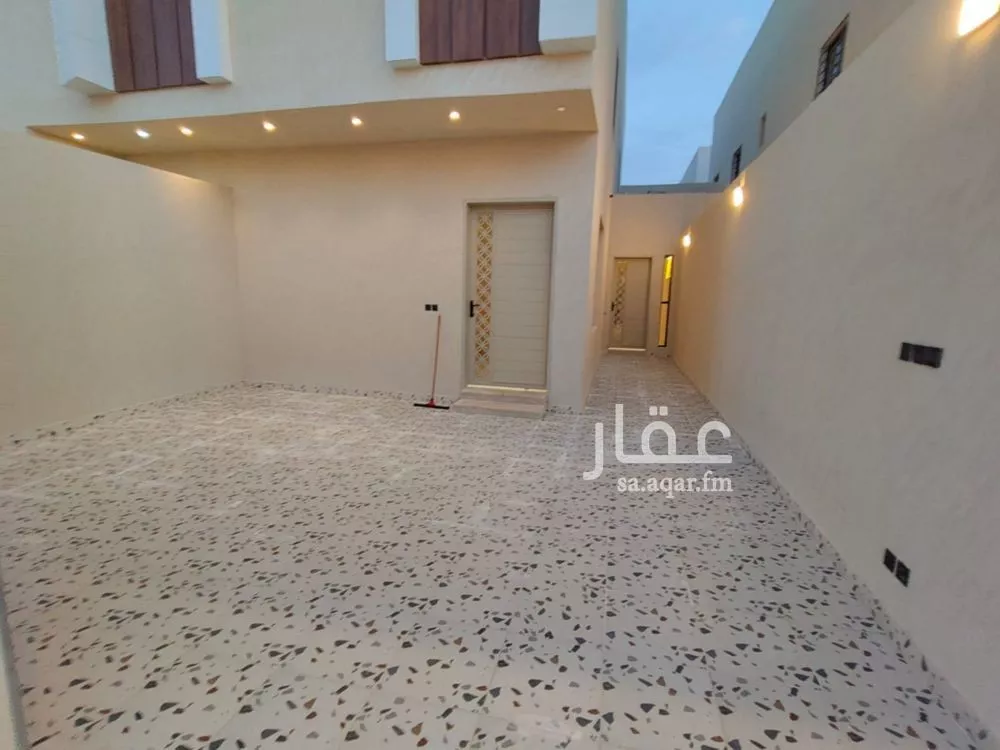 5 bedroom villa in Taibah 4