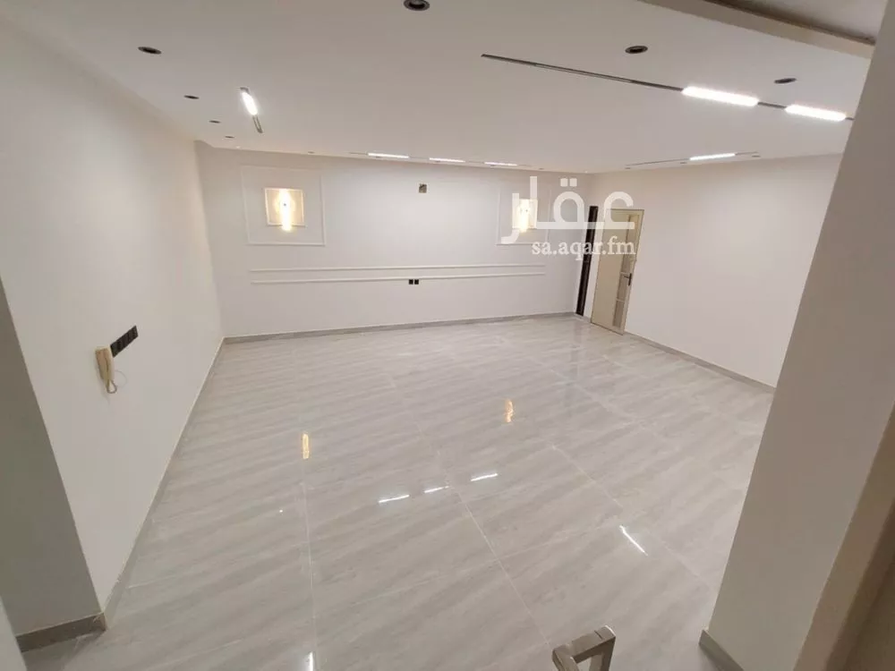 5 bedroom villa in Taibah 8