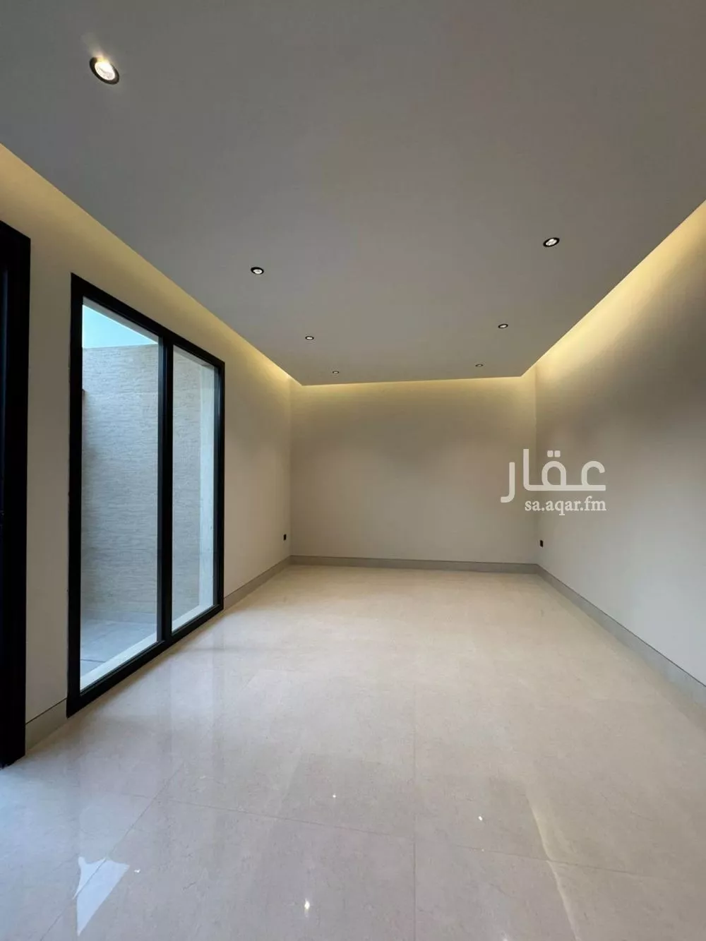 5 bedroom villa in Al Aridh 6