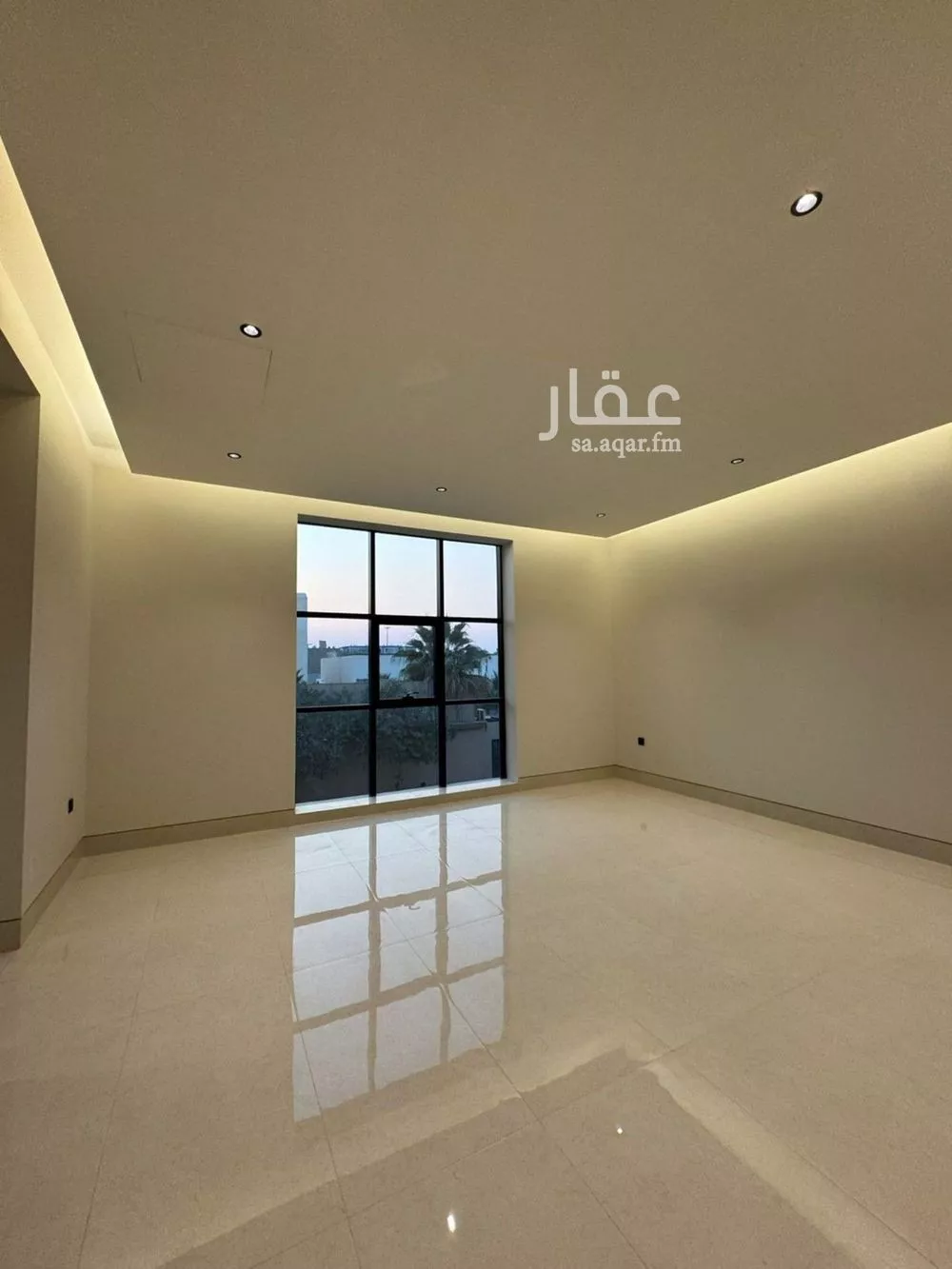 5 bedroom villa in Al Aridh 10