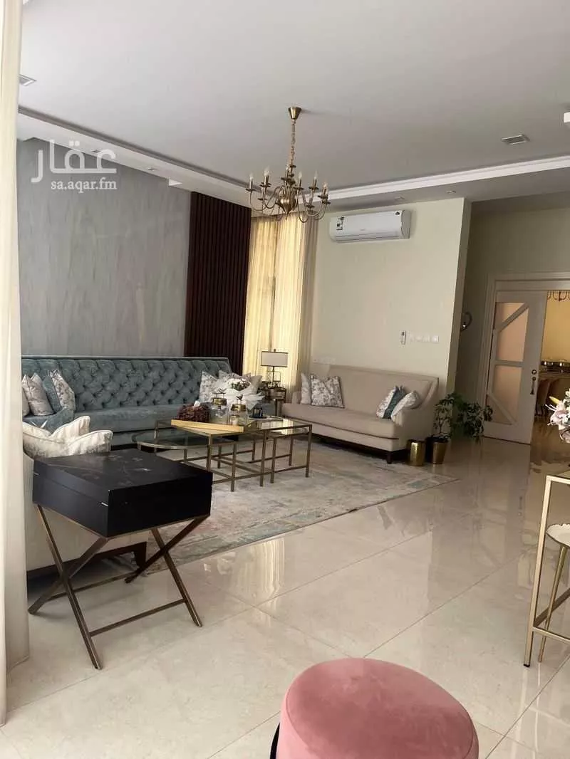 5 bedroom villa in Al Narjis 3