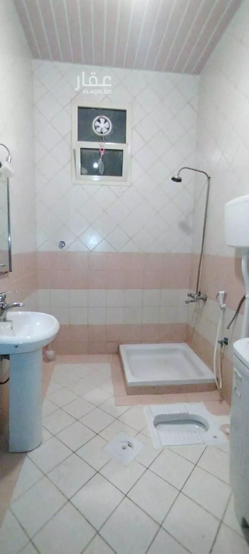 3 bedroom apartment in As Suwaidi Al Gharabi 3
