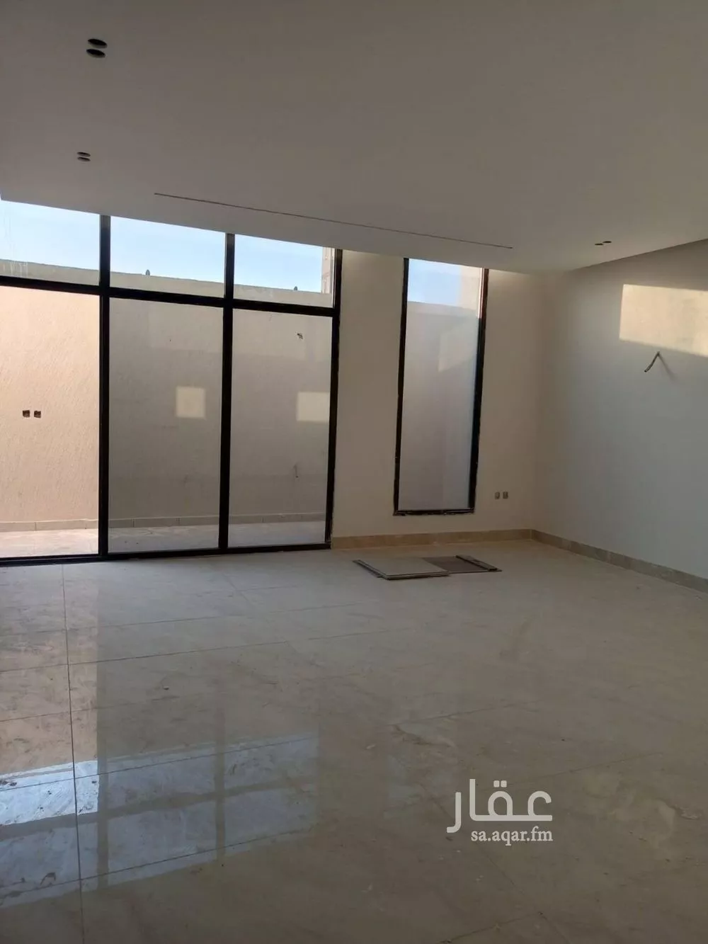 4 bedroom villa in Al Narjis 9