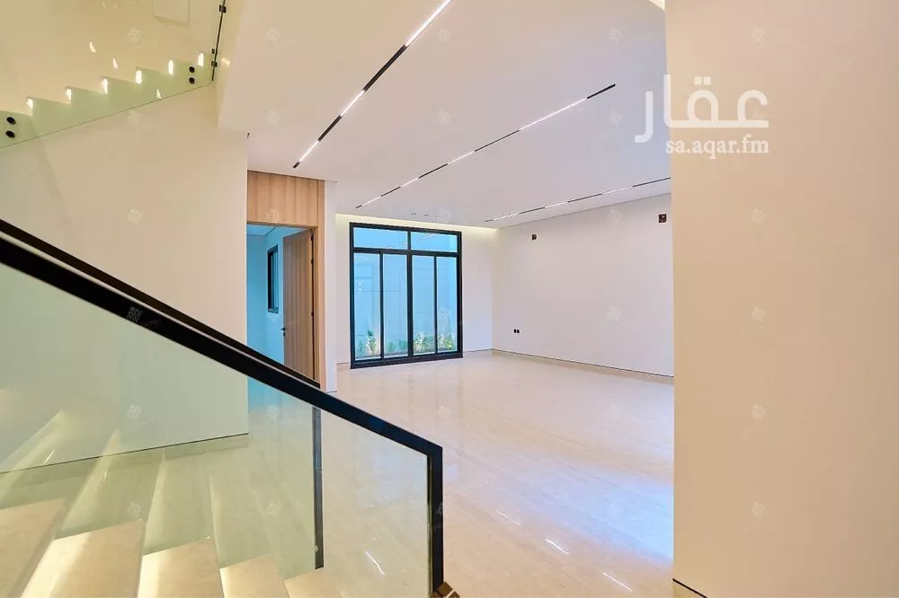 6 bedroom villa in Al Mahdiyyah 12