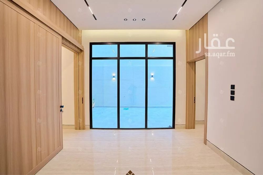 6 bedroom villa in Al Mahdiyyah 14