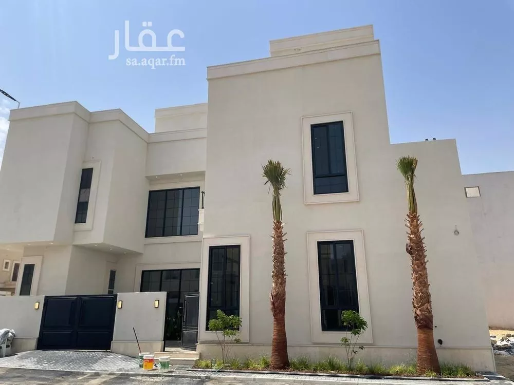 8 bedroom villa in Al Mahdiyyah 2