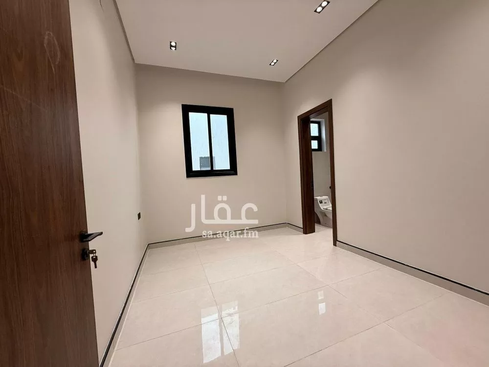 6 bedroom villa in Al Rimal 17