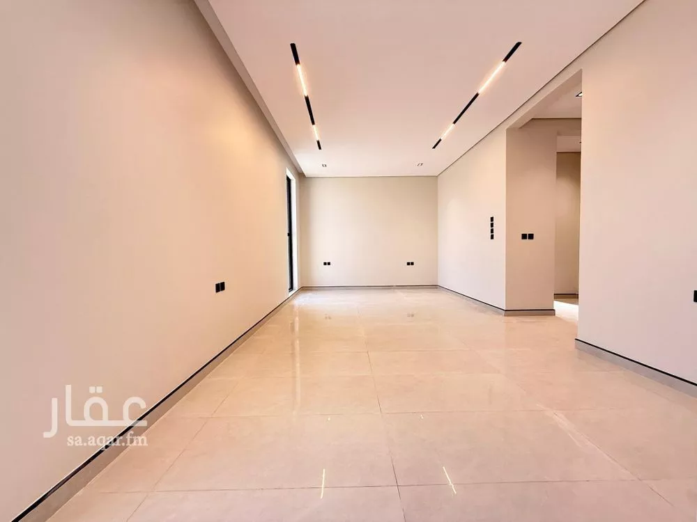 6 bedroom villa in Al Rimal 18