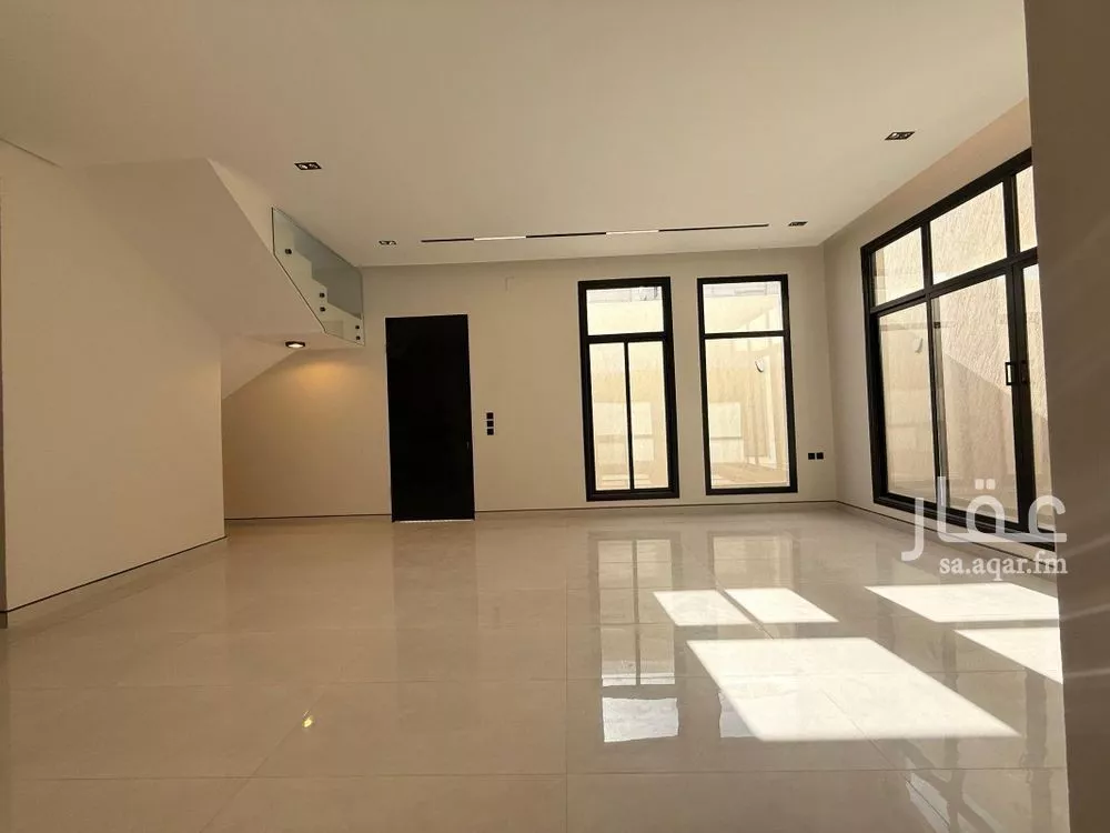 6 bedroom villa in Al Rimal 19