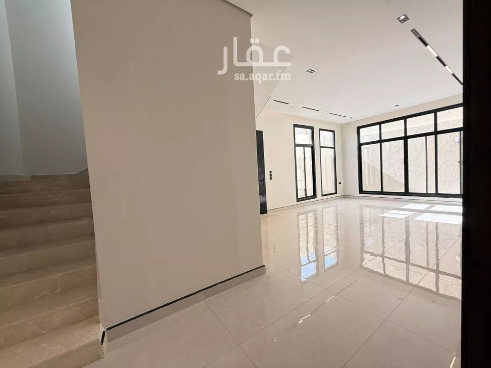 6 bedroom villa in Al Rimal 25