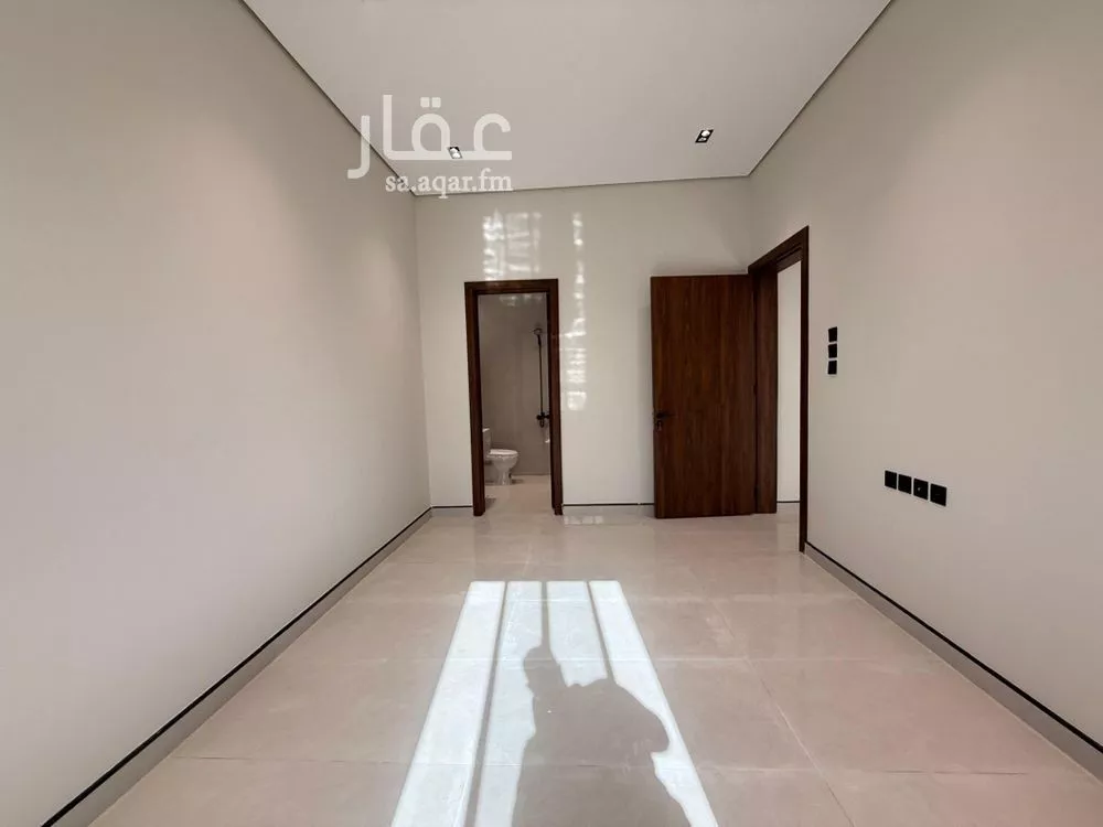 6 bedroom villa in Al Rimal 9