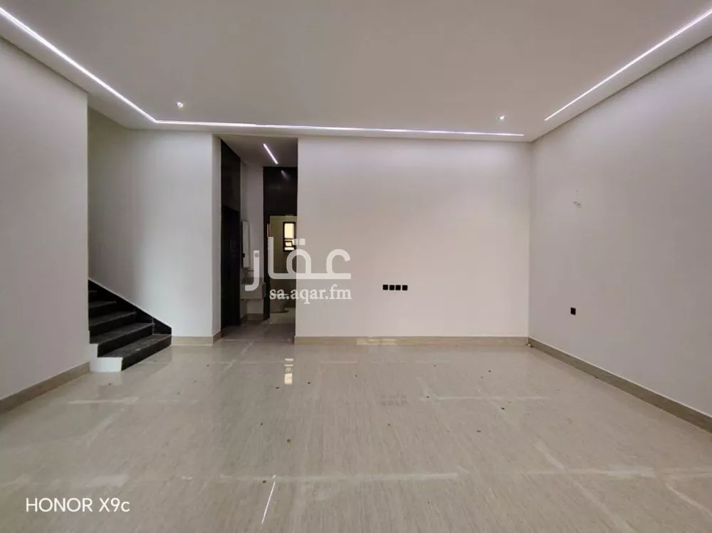5 bedroom villa in Tuwaiq 6