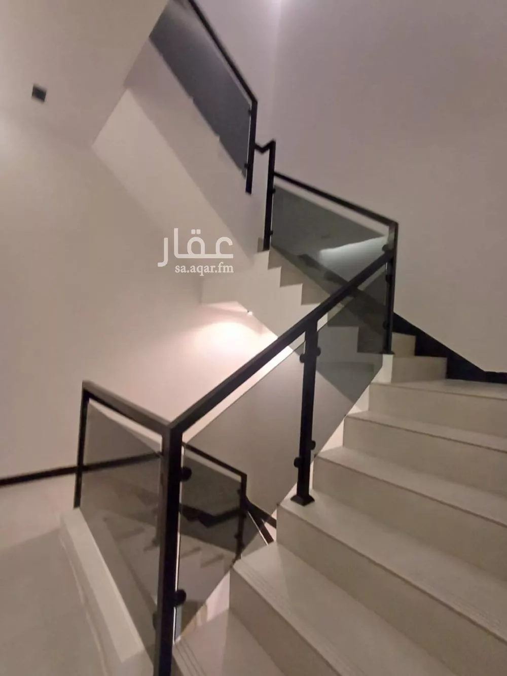 فيلا 6 غرف في الجنادرية 5