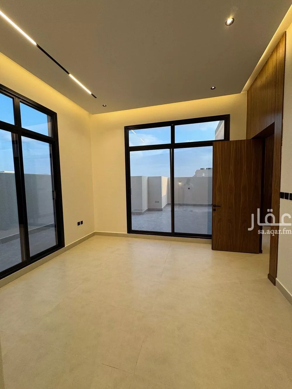 4 bedroom villa in Al Narjis 9