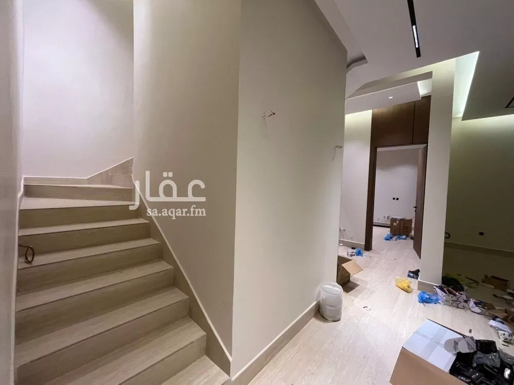 5 bedroom villa in Al Mahdiyyah 7