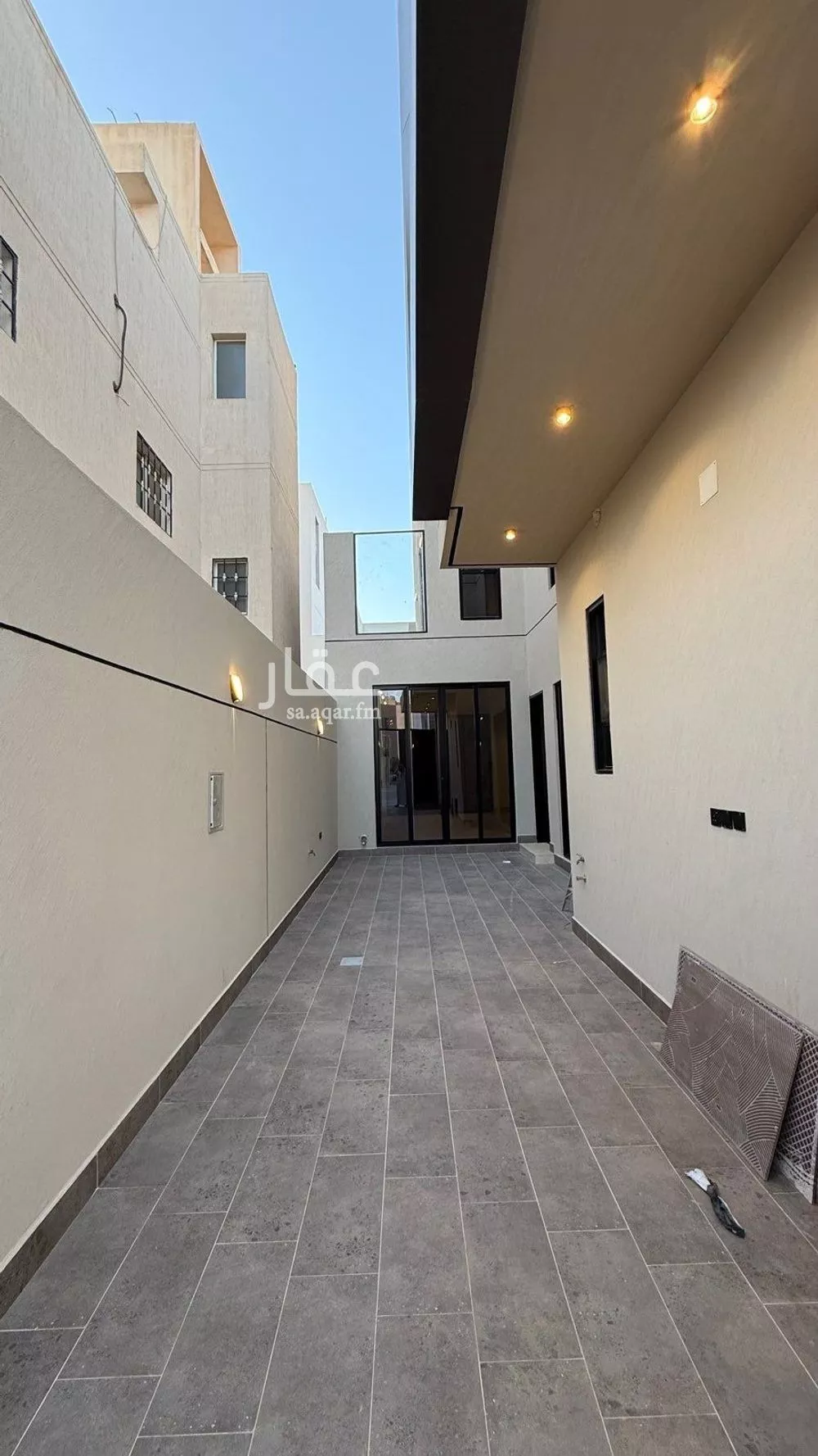 6 bedroom villa in Al Mahdiyyah 3