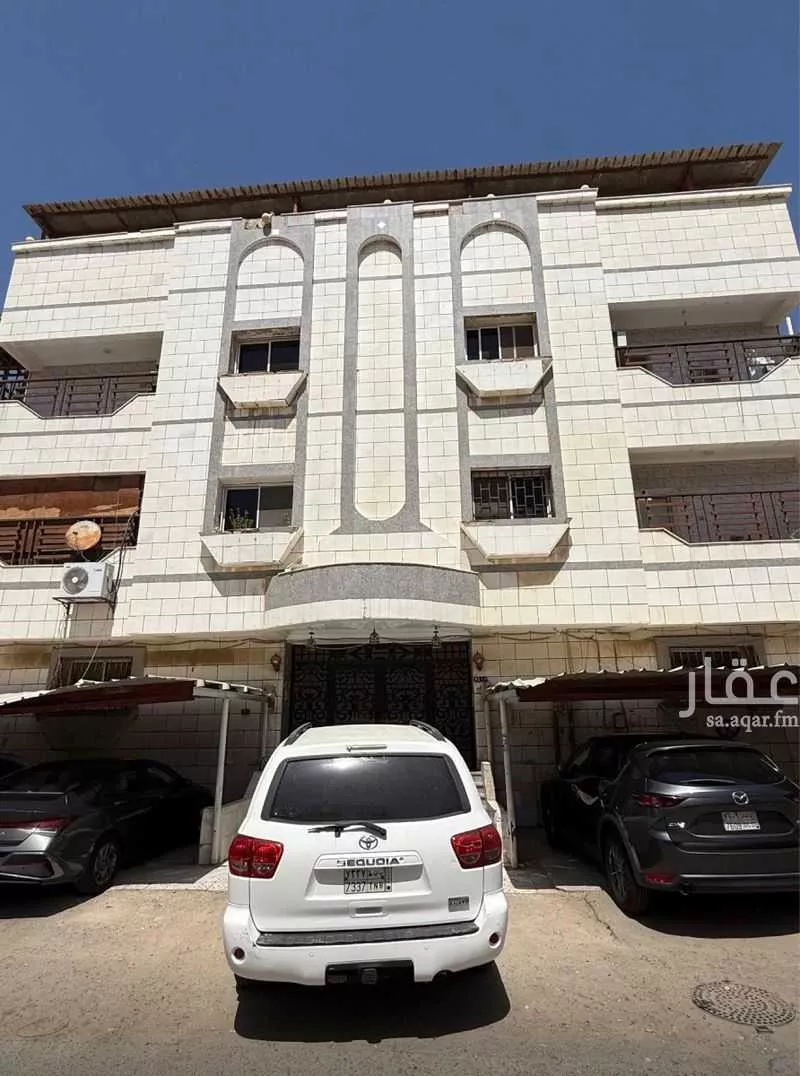 عمارة 624 م² في الصفا 3