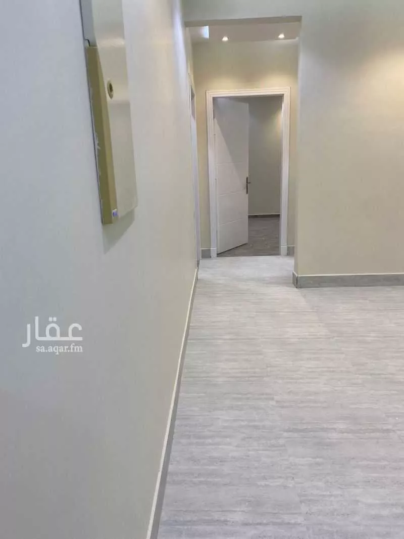 3 bedroom floor in Okaz 18