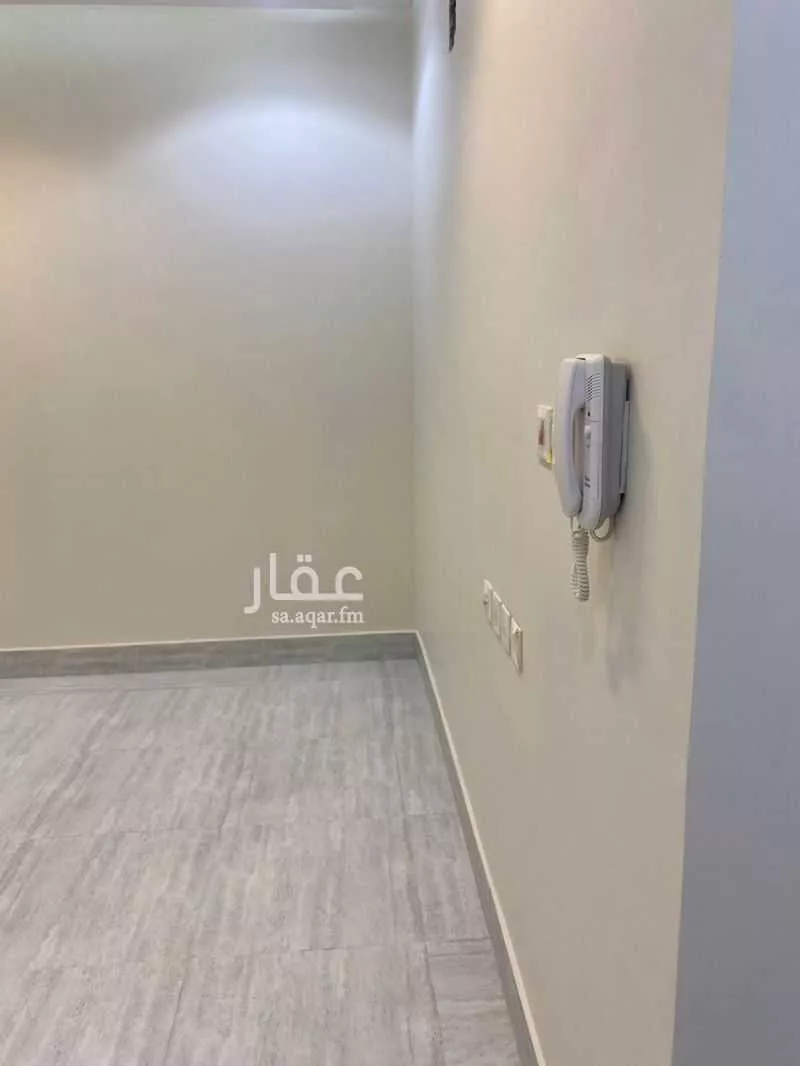 3 bedroom floor in Okaz 5