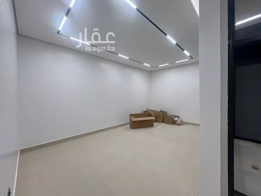 4 bedroom villa in Al Maizilah 4