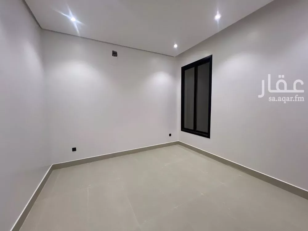 4 bedroom villa in Al Maizilah 8