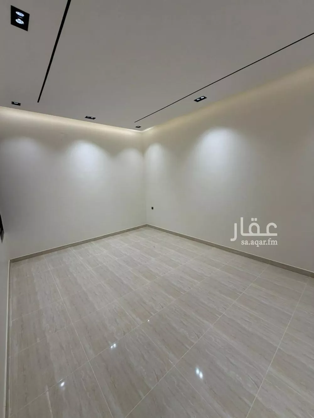 9 bedroom villa in Al Rimal 9