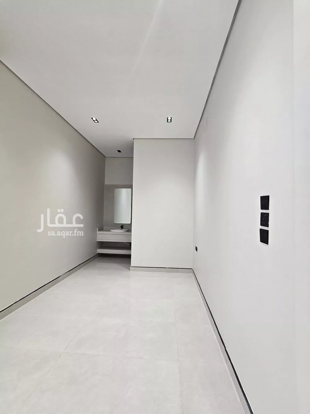 6 bedroom villa in Al Rimal 9
