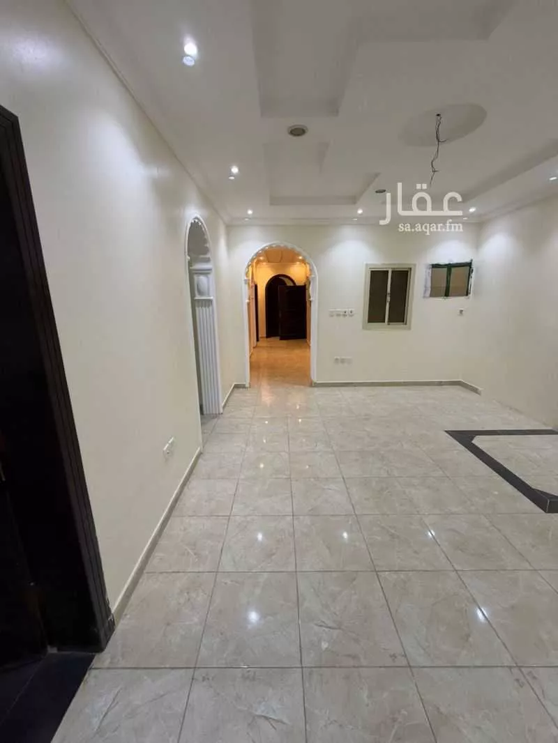 5 bedroom apartment in Al Hamdaniyah 5