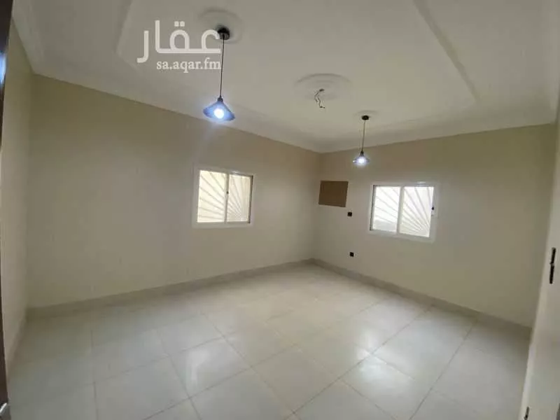 شقة 5 غرف في السلامة 8