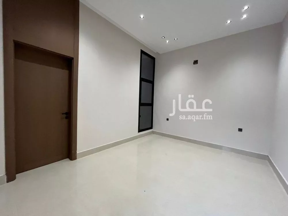 4 bedroom villa in Al Mahdiyyah 16