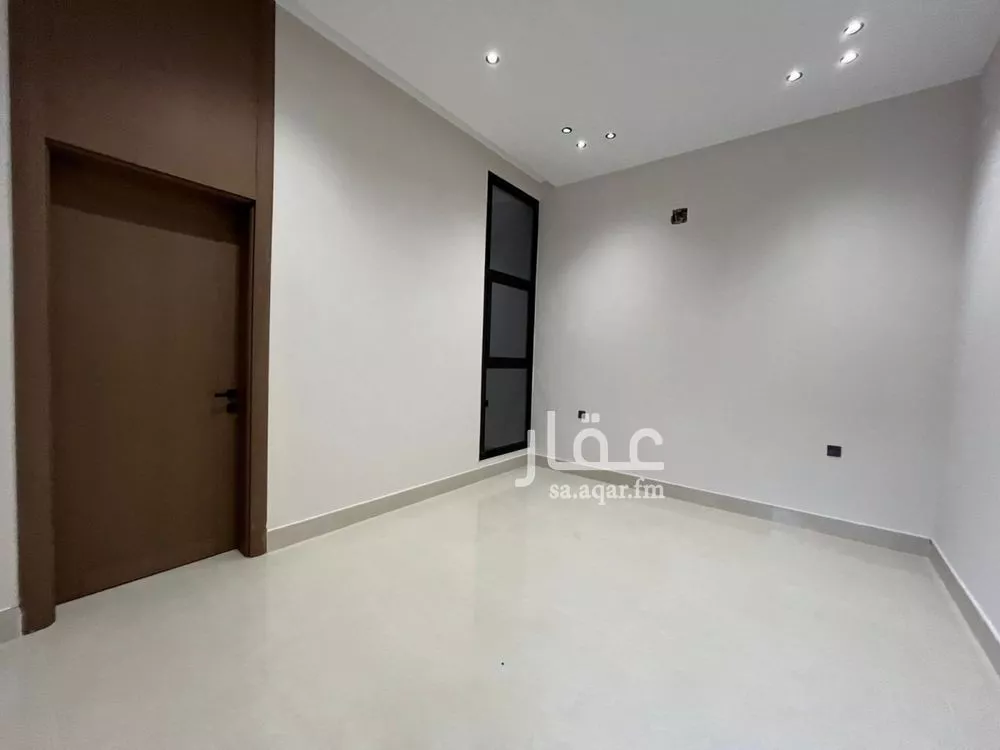 4 bedroom villa in Al Mahdiyyah 22