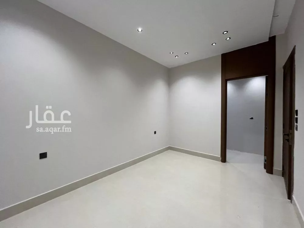 4 bedroom villa in Al Mahdiyyah 24